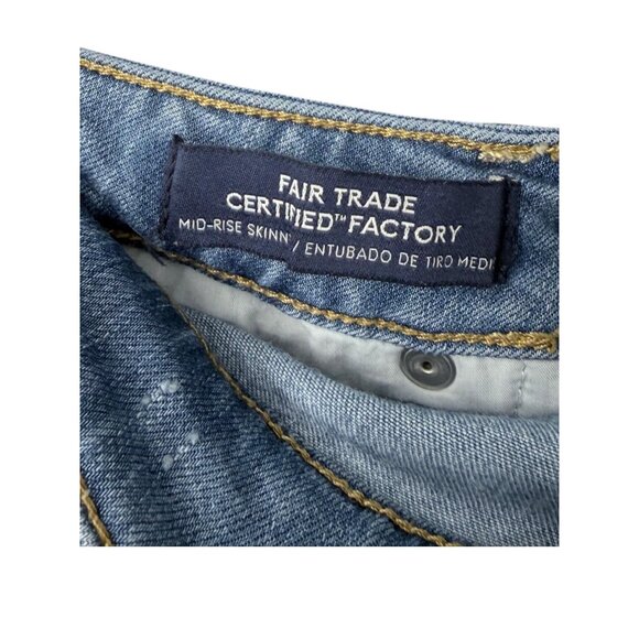 👖 Universal Thread Light Wash Distressed Raw Hem Skinny Jeans 4/27 👖 - Picture 5 of 11